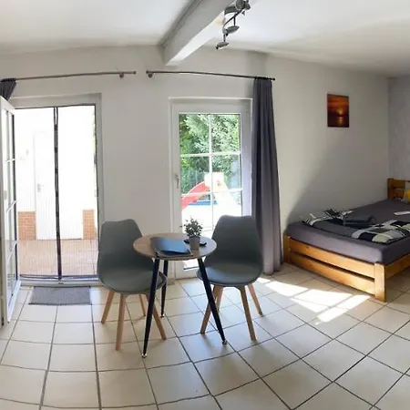 Schoenes Ferienhaus&Monteurzimmer Direkt In Lich, Ruhige&Zentrale Lage Exterior photo